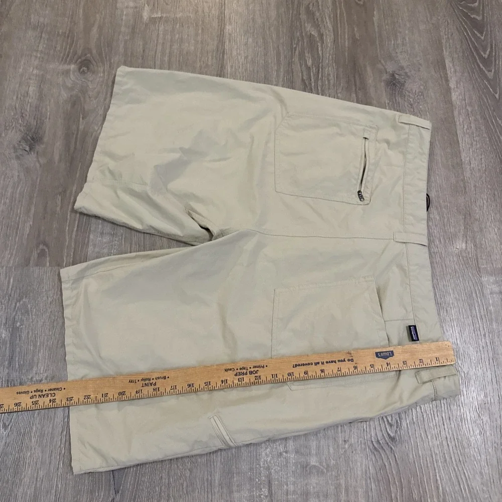 Patagonia Quandary Shorts Mens 40 Tan Beige Hiking Cargo Stretch Nylon